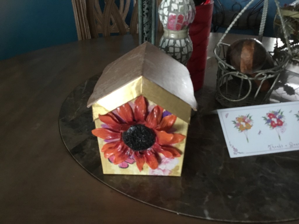 Birdhouse Shaped Box